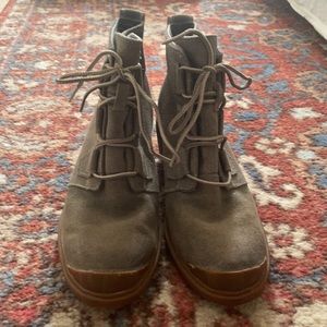 Sorel women’s Evie Lace Bootie.